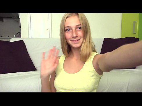 ❤️ Quando sono annoiata mi masturbo pigramente la mia figa rosa ️ Pornoal it.pornochaturbate.ru ️❤
