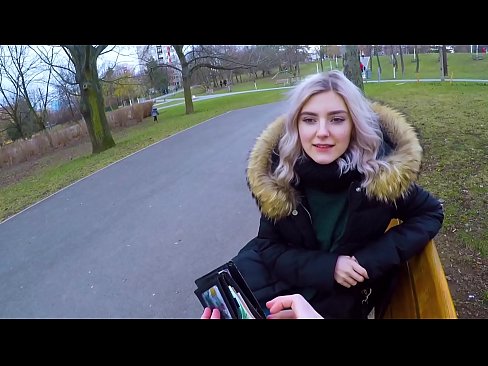❤️ Ingoia la sborra calda di uno sconosciuto per soldi - pompino nel parco di Eva Elfie ️ Pornoal it.pornochaturbate.ru ️❤